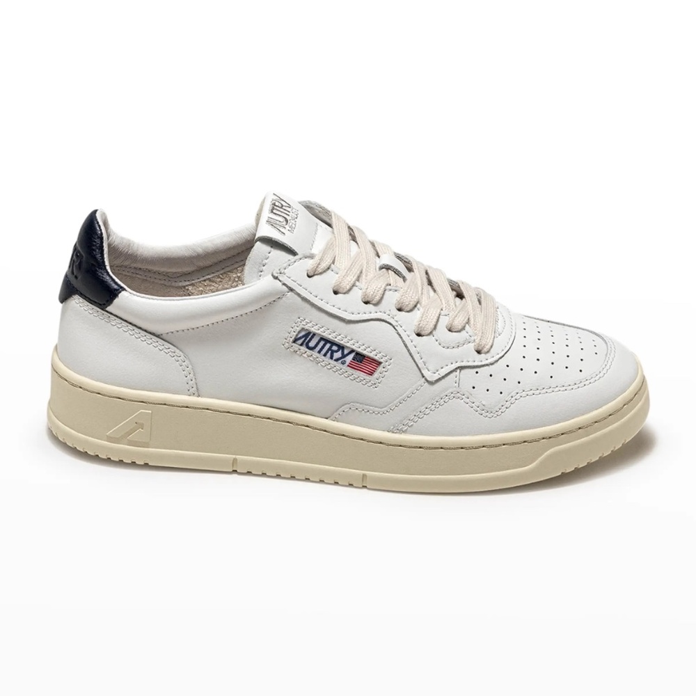 Autry Medalist Low-Top Bicolor Leather Sneakers Black/Pinecone